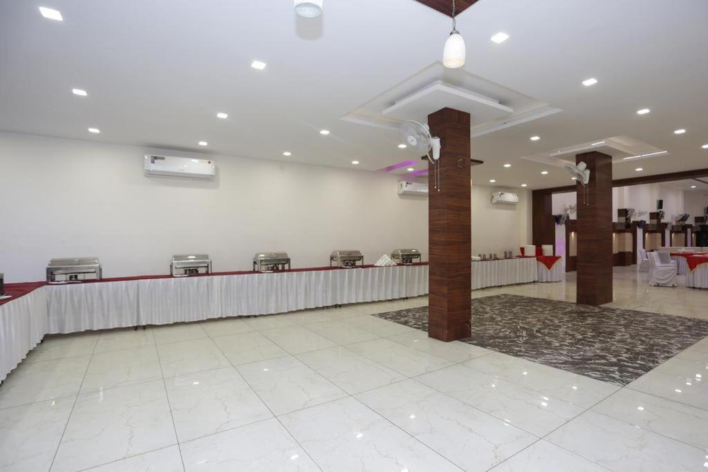 Hotel Rajmohan Palace Gwalior Luaran gambar