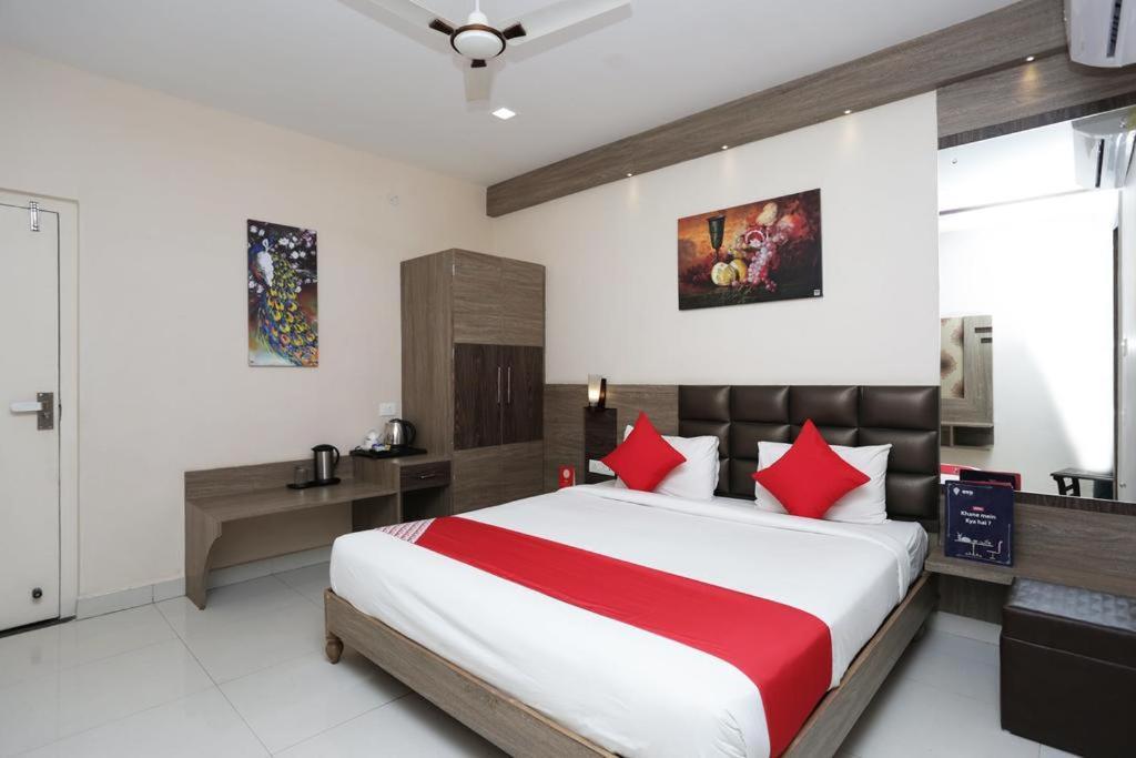 Hotel Rajmohan Palace Gwalior Luaran gambar